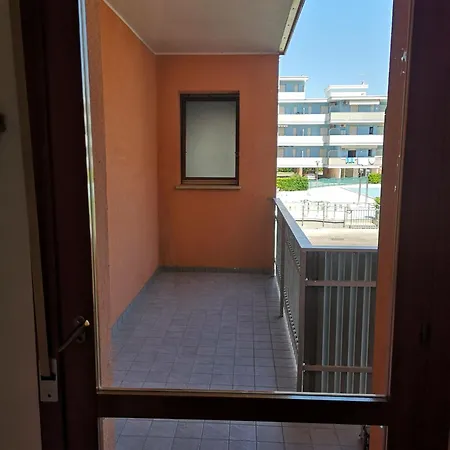 Summerjoy アパート *